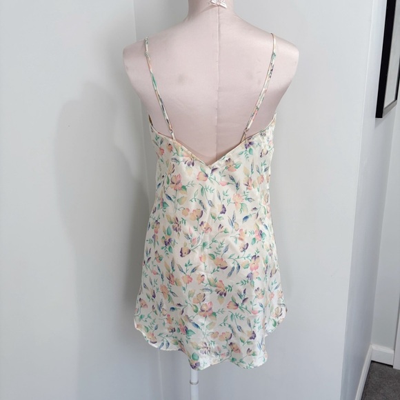 Vintage Victoria’s Secret Gold Label Floral Slip Nightgown Nightie Size Medium - Picture 2 of 16